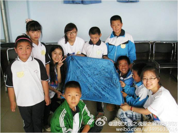 �����I�t(y��)�ƴ�W(xu��)���t(y��)֮�ꡤ��֮����������`�F(tu��n)��� 7��8�Ձ��������I�p����(li��n)�d�W(xu��)У�M(j��n)��֧�̻�����F(tu��n)�����ֽM�������ķ����������ӂ��ֳ��Ă�С�M���D��һ��С�M�ĺ��ӂ���꠆T������Ϻ��¿�̖��������