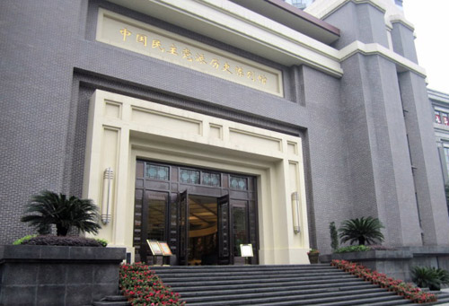 ��ǰ��������W(w��ng)ӛ�ߺ͏�(qi��ng)��(gu��)Փ���W(w��ng)�ѽM�ɵġ����Қvʷӛ�����ѿ���(zh��n)Ӣ�ҡ����(d��ng)���ؑcվ��С���(du��)����(l��i)���Ї�(gu��)�����h�ɚvʷ����^���^��