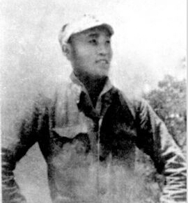 ���һ���1911��1941������Ұ�Q���M�����|��ʡ�|ꖿhʯ����������1930������Ї����a(ch��n)�h��1931�ꡰ��һ�ˡ���׃���l(f��)����(j��ng)У��ͬ�⣬����W(xu��)���ؼ��l(xi��ng)������1932��5���ڼ��l(xi��ng)�M����ƽ�|�����x��܊�����������ô����£�ָ�]����(zh��n)�`��C(j��)��(d��ng)���˷Q��С��������1935�ꅢ�ӡ�һ��.�š��W(xu��)���ۇ��\(y��n)��(d��ng)�����u(y��)���\(y��n)��(d��ng)�еġ���������1939�����A��������(li��n)܊˾��T����ף��ΰ�·܊�x�켽܊�^(q��)��ʮ�F(tu��n)�F(tu��n)�L��1941��2��4�գ��r(sh��)�ΰ�·܊�x�켽܊�^(q��)��ʮ�F(tu��n)�F(tu��n)�L���һ�����ָ�]�����R�I��(zh��n)���в��Ҡ�������H30�q��