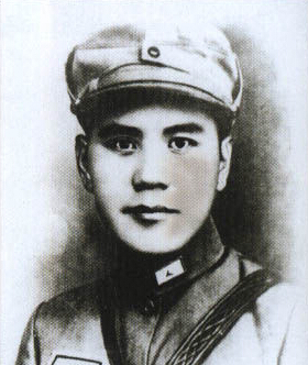 �����壨1902.7.4��1938.4.22������������Ӣ������ܰɽ���|����������������܊�܊�T����2܊6�����L�������܏��W(xu��)����Ҋ��ί�΅��c��������׃��׽�Y�Є�(d��ng)��1938������������S�Rռɽ�ڃ�(n��i)�ɹŰ��^�й�ꖿh�t�͗U�Ӵ��c��܊�^��Ѫ��(zh��n)��4��22�գ������岻�������������܊�����׼������������������������������e����׷�����(hu��)��1961�������ʡ��������׷�J(r��n)������������ʿ��2014��9������(j��ng)�h����������(w��)Ժ����(zh��n)�������屻����������������300����������Ӣ�Һ�Ӣ��Ⱥ�w��䛡�