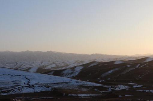 11����Ѯ�Ĵ���ɽ�ѱ��}�}��ѩ���w������� �z��