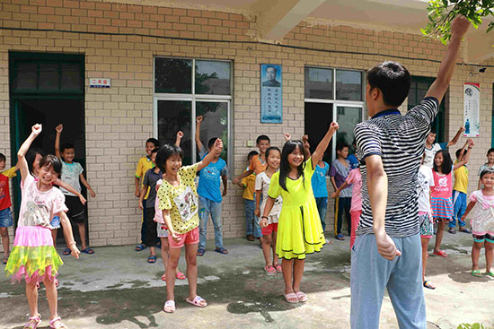 �V�|�t(y��)�ƴ�W(xu��)��΢�m���ġ�����F(tu��n)�(du��)�ڏV�|ʡ�����������(zh��n)ͬ��С�W(xu��)֧����־Ը�߽�ͬ��С�W(xu��)�W(xu��)���\(y��n)��(d��ng)ǰ�������Ԝp���\(y��n)��(d��ng)������