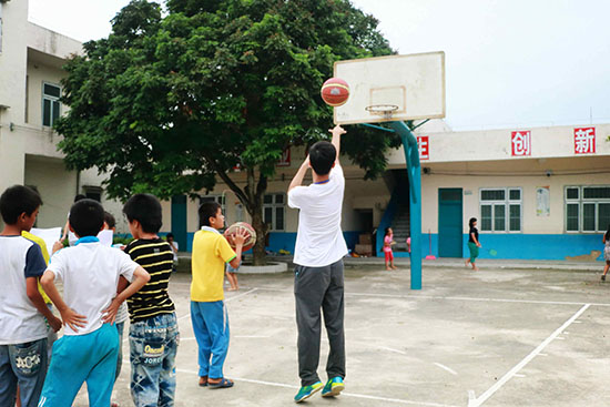 �V�|�t(y��)�ƴ�W(xu��)��΢�m���ġ�����F(tu��n)�(du��)�ڏV�|ʡ�����������(zh��n)ͬ��С�W(xu��)֧�̣�־Ը�߽oͬ��С�W(xu��)�W(xu��)�����w���n��