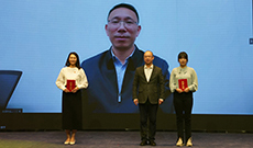 ���߼�ح����W(w��ng)�hί��(sh��)ӛ�������L(zh��ng)�������~�����c��ƽ��Ӣ�ۡ���Ӱ